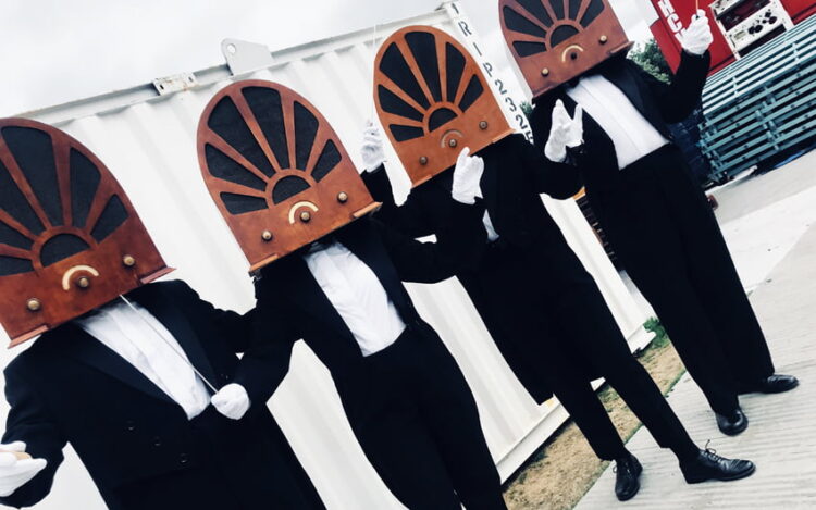 4Ascot Radioheads